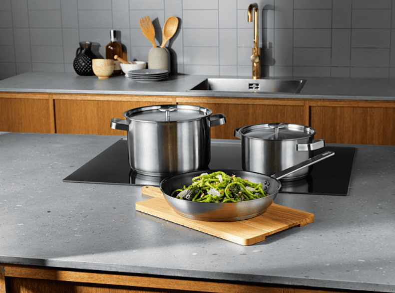 7° PREMIO - Electrolux Cookware set